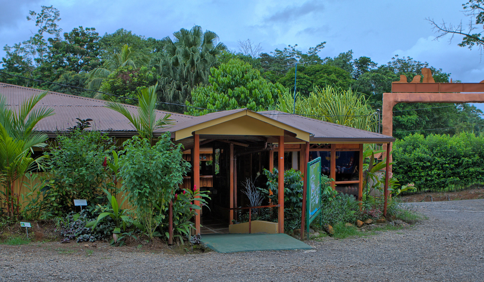 Фото Ara Ambigua Lodge