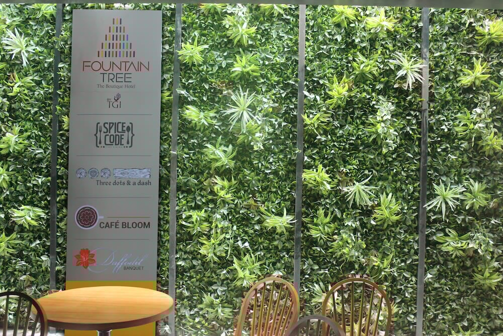 Фото Fountain Tree by Tgi