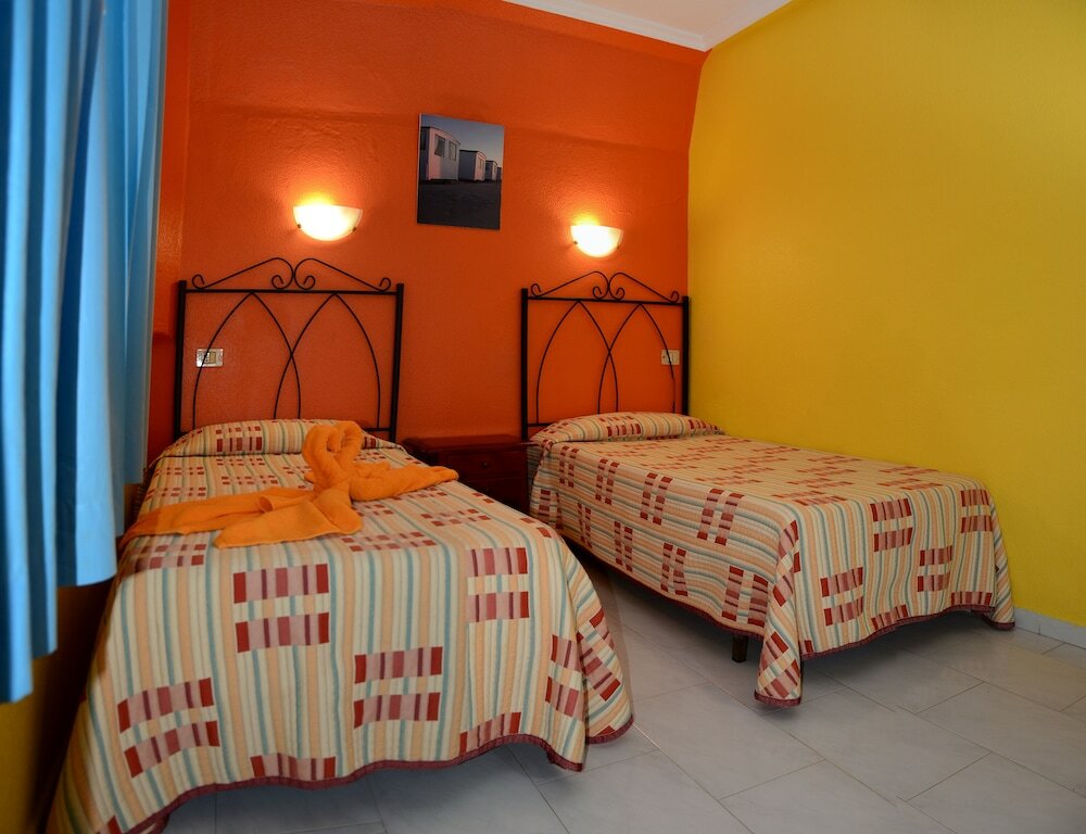 Фото Aparthotel la Piramide