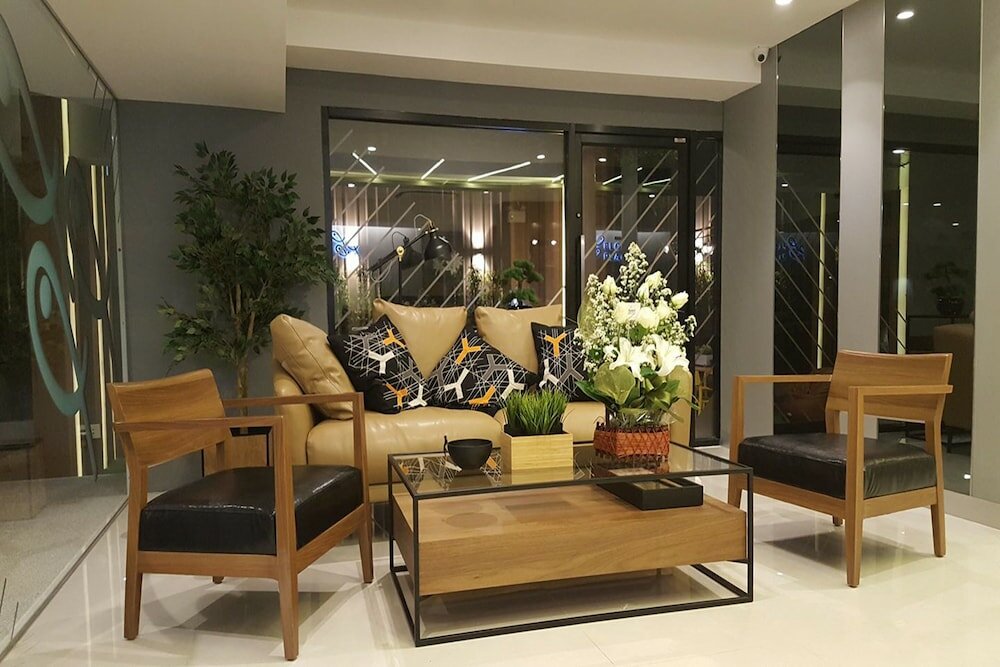 Фото Ploen Place Residence