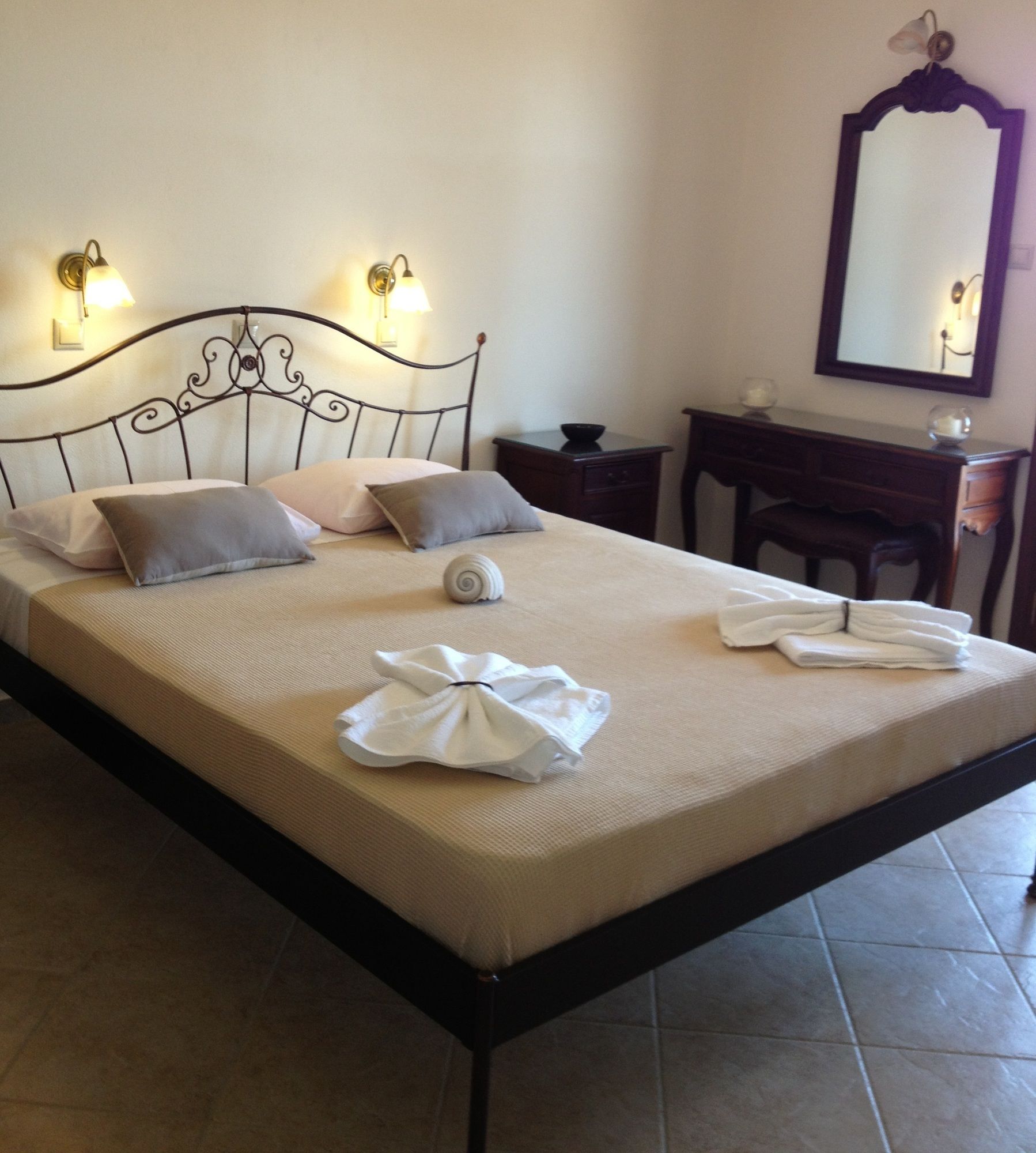 Фото Maria's Rooms & Studios