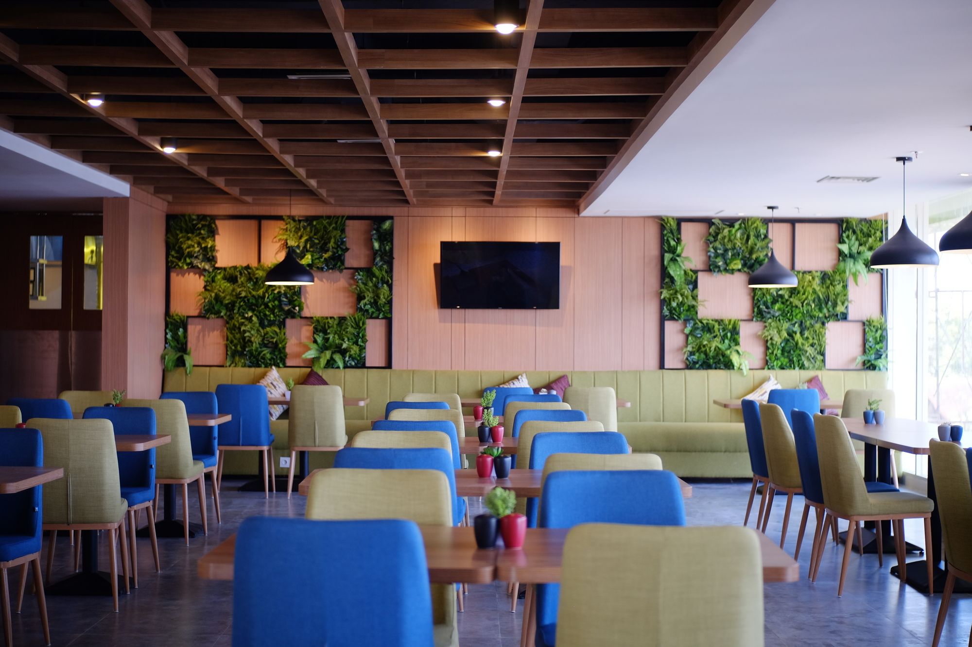 Фото Hotel Dafam Pacific Caesar Surabaya