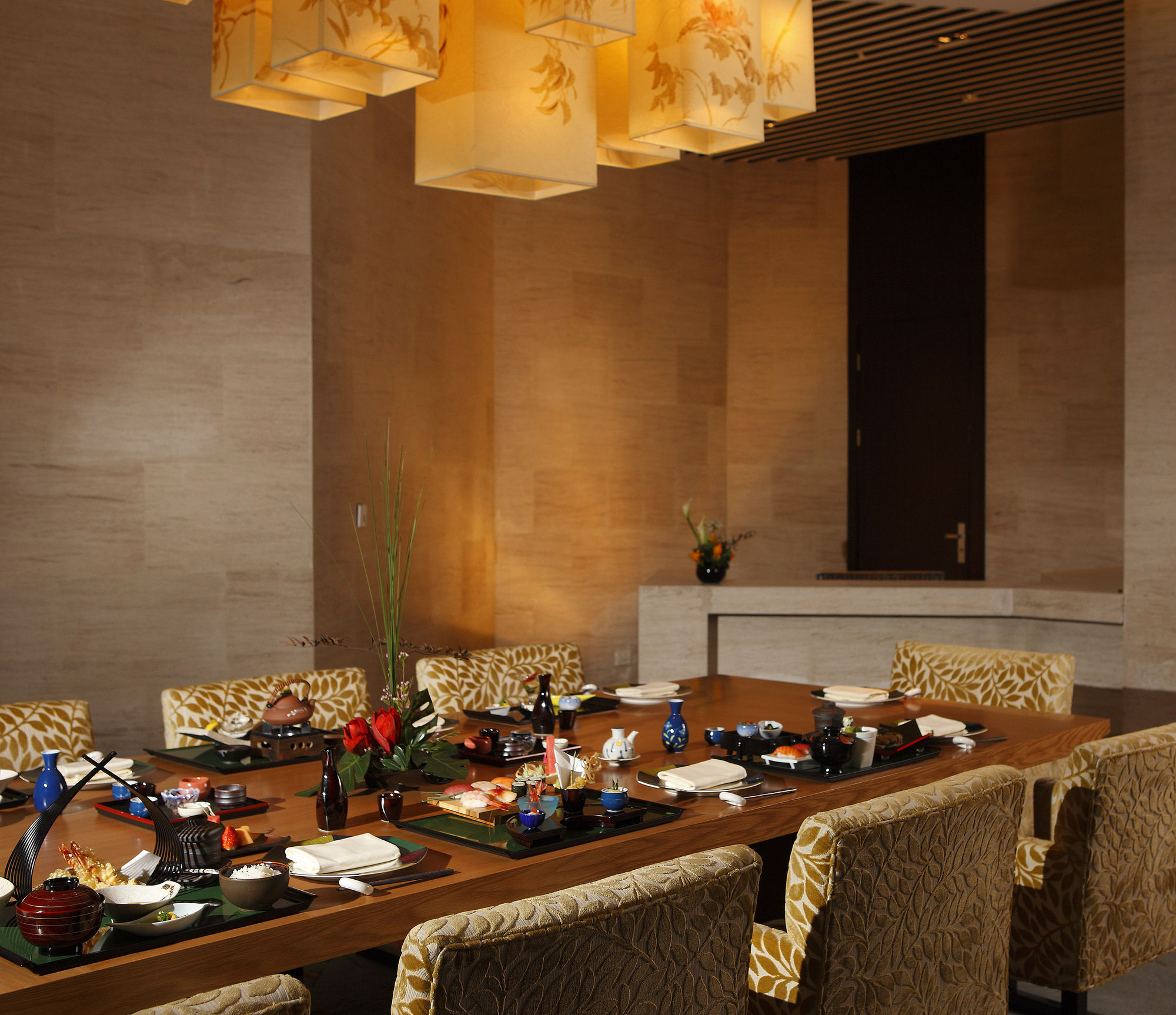 Фото Ningbo Nanyuan Universe Deluxe Hotel