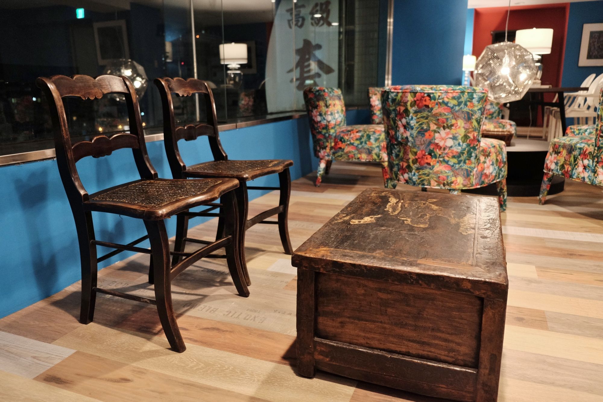 Фото Happy Inn & Hostel