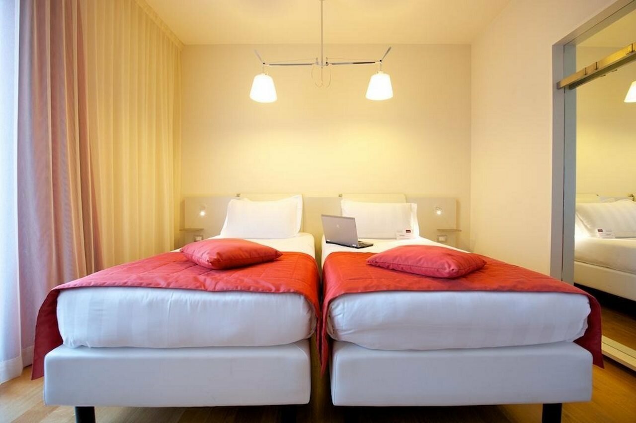 Фото Hotel Mercure Milano Solari 