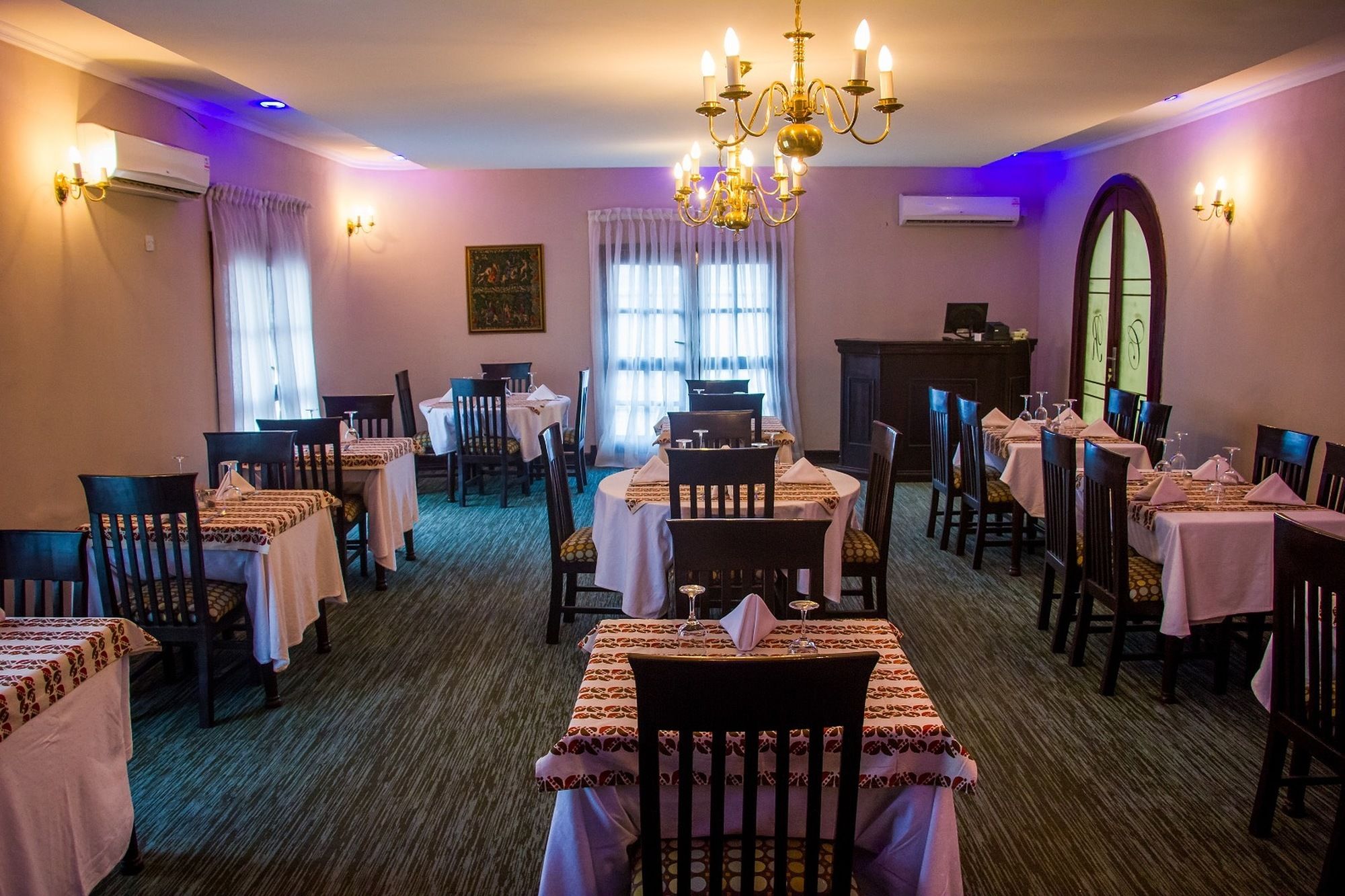 Фото The Palmview Manor Hotel