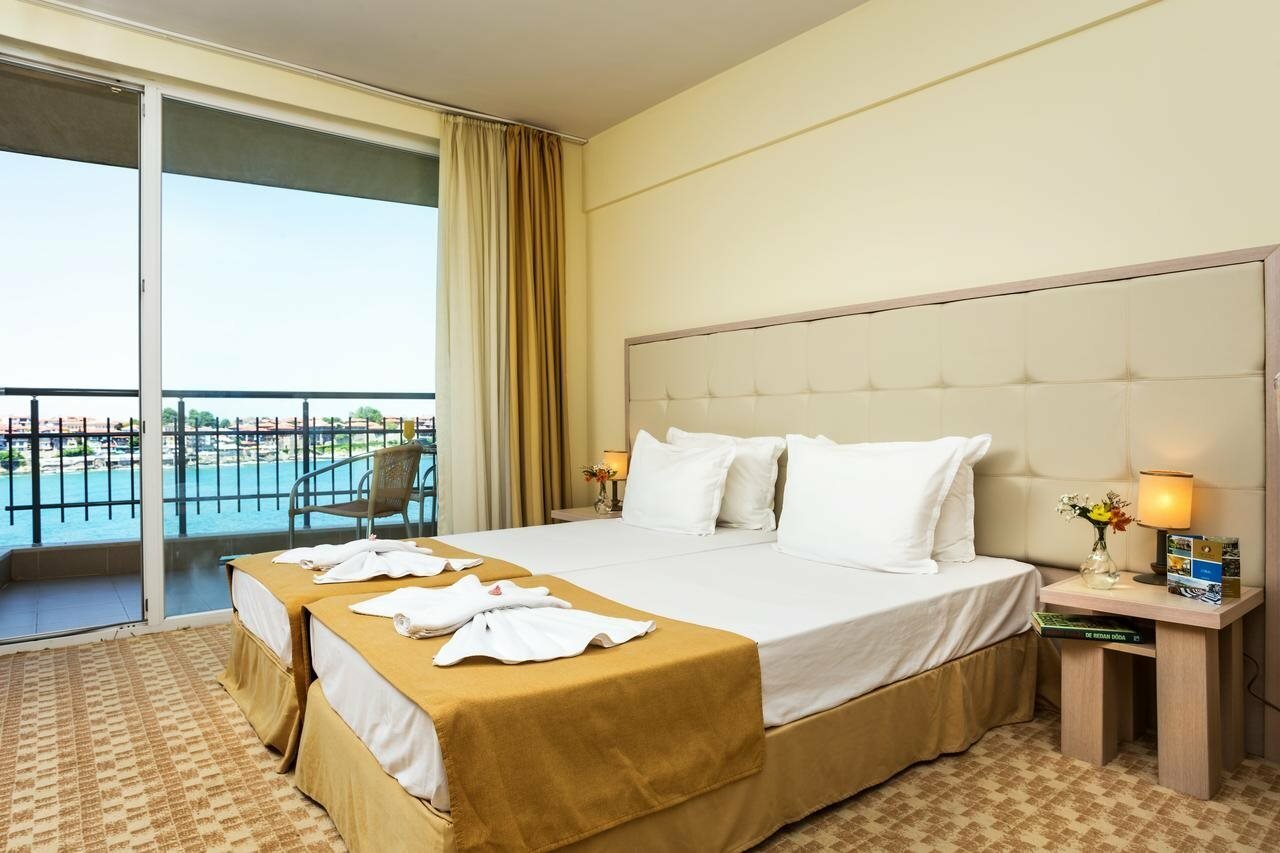 Фото Hotel Coral