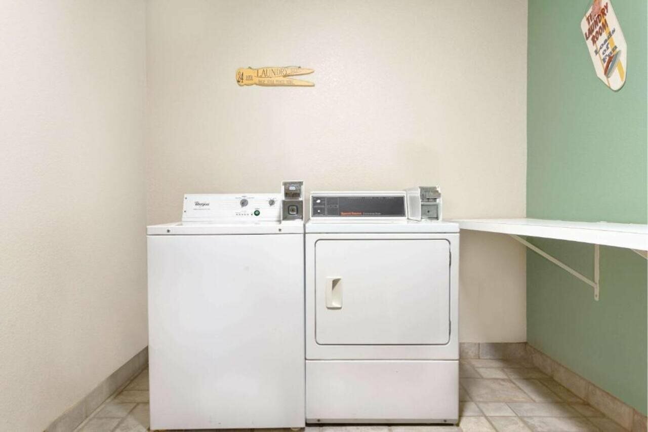 Фото Super 8 by Wyndham Lynchburg Va