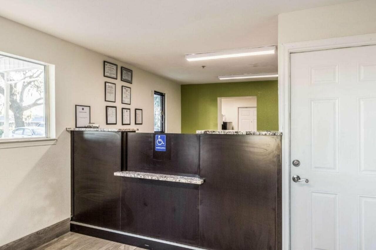 Фото Studio 6 Savannah, Ga