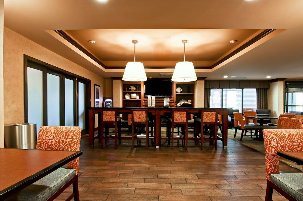 Фото Hampton Inn Waldorf