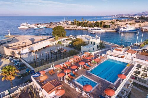 Внешний вид отеля Kosta Palace City Hotel в Косе, фото 2