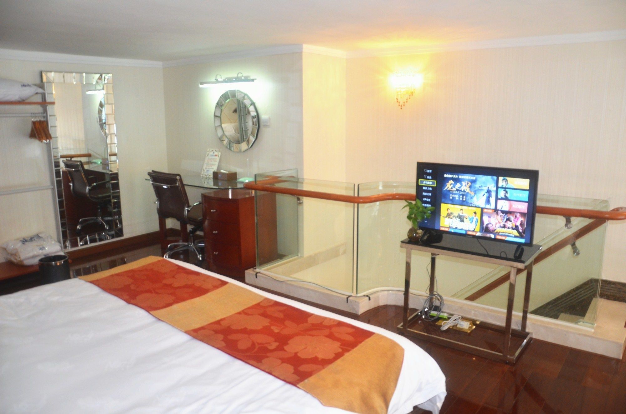 Фото South & North International Apartment Guangzhou Beijing Road Pedestrian Street Kam Rueng Plaza