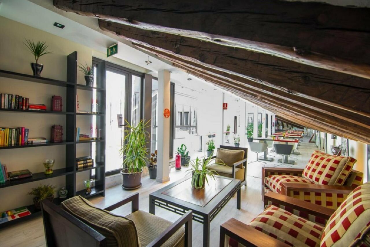 Фото Petit Palace Preciados