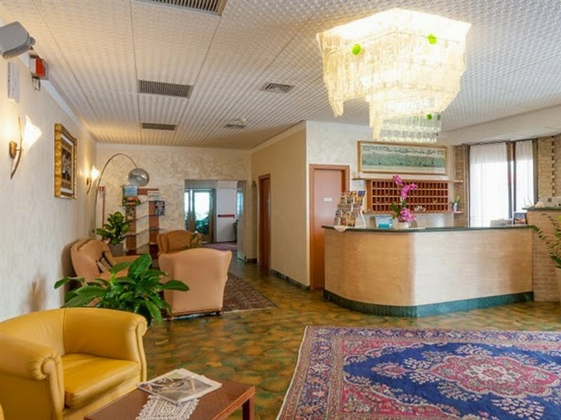 Фото Regent's Hotel