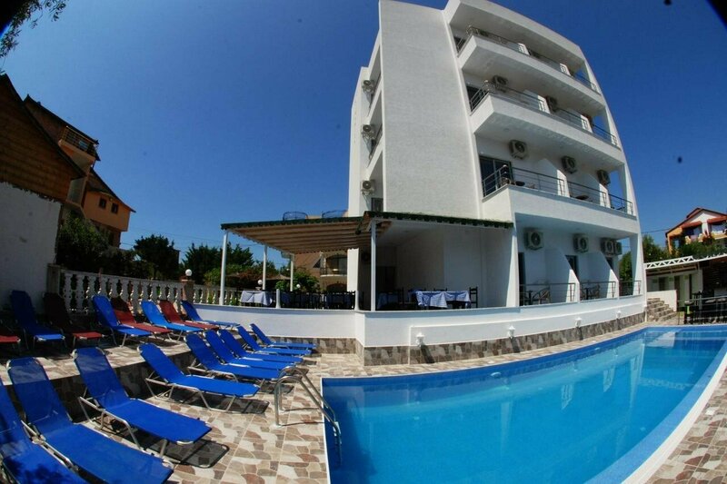 Гостиница Hotel Piramida в Ксамиле
