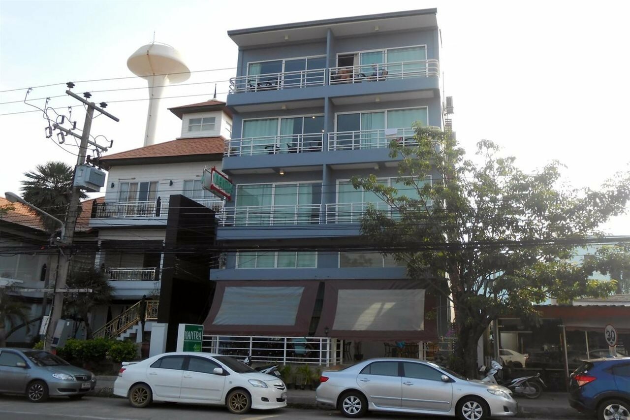 Фото отеля 1