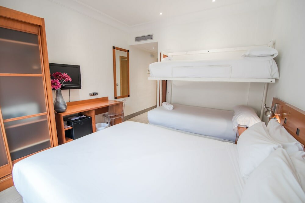 Фото Petit Palace Cliper Gran Vía