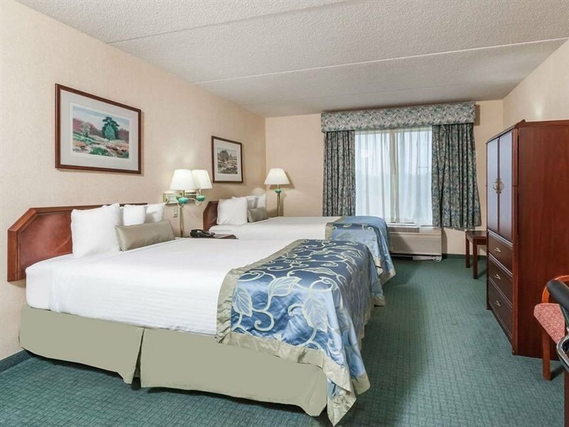 Фото Wingate by Wyndham Vineland/Millville