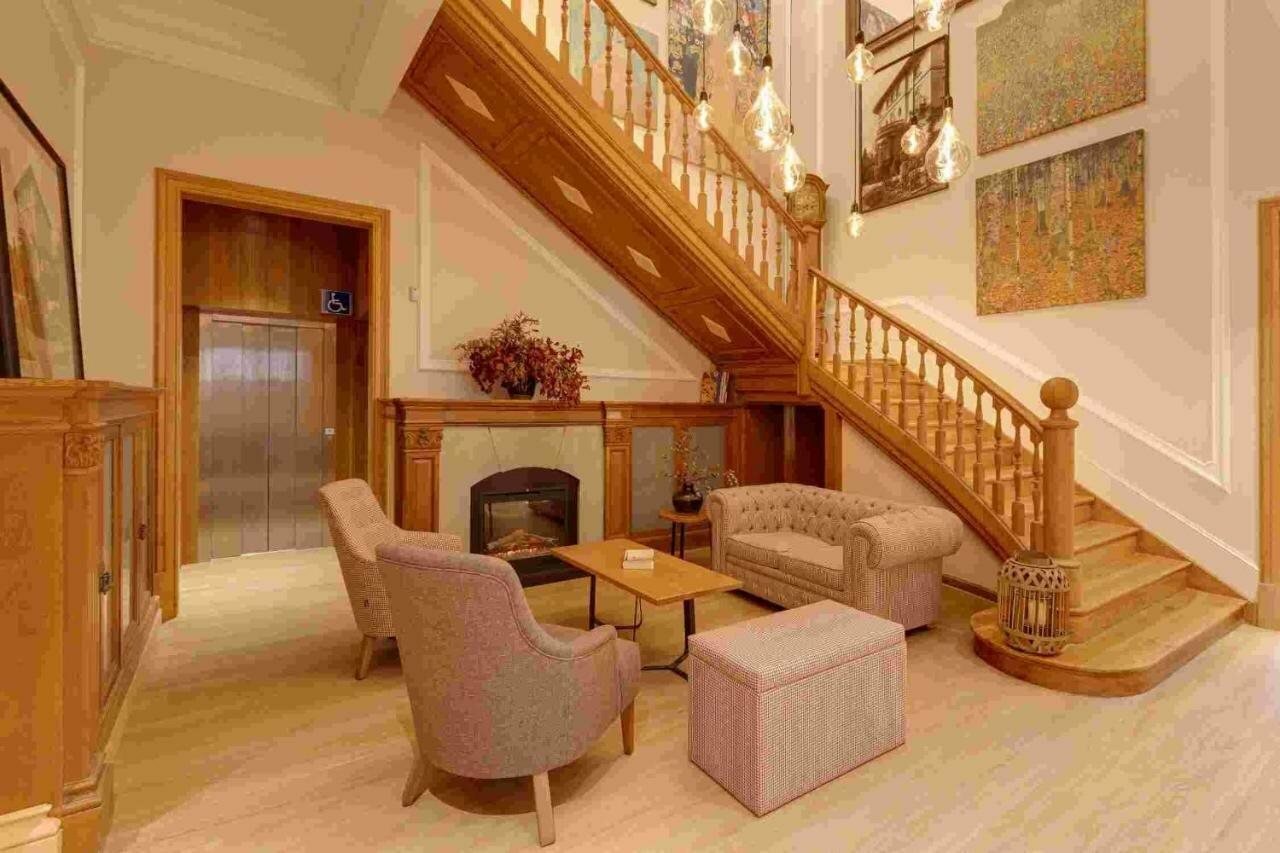 Фото Hotel Boutique Mirlo Barcelona