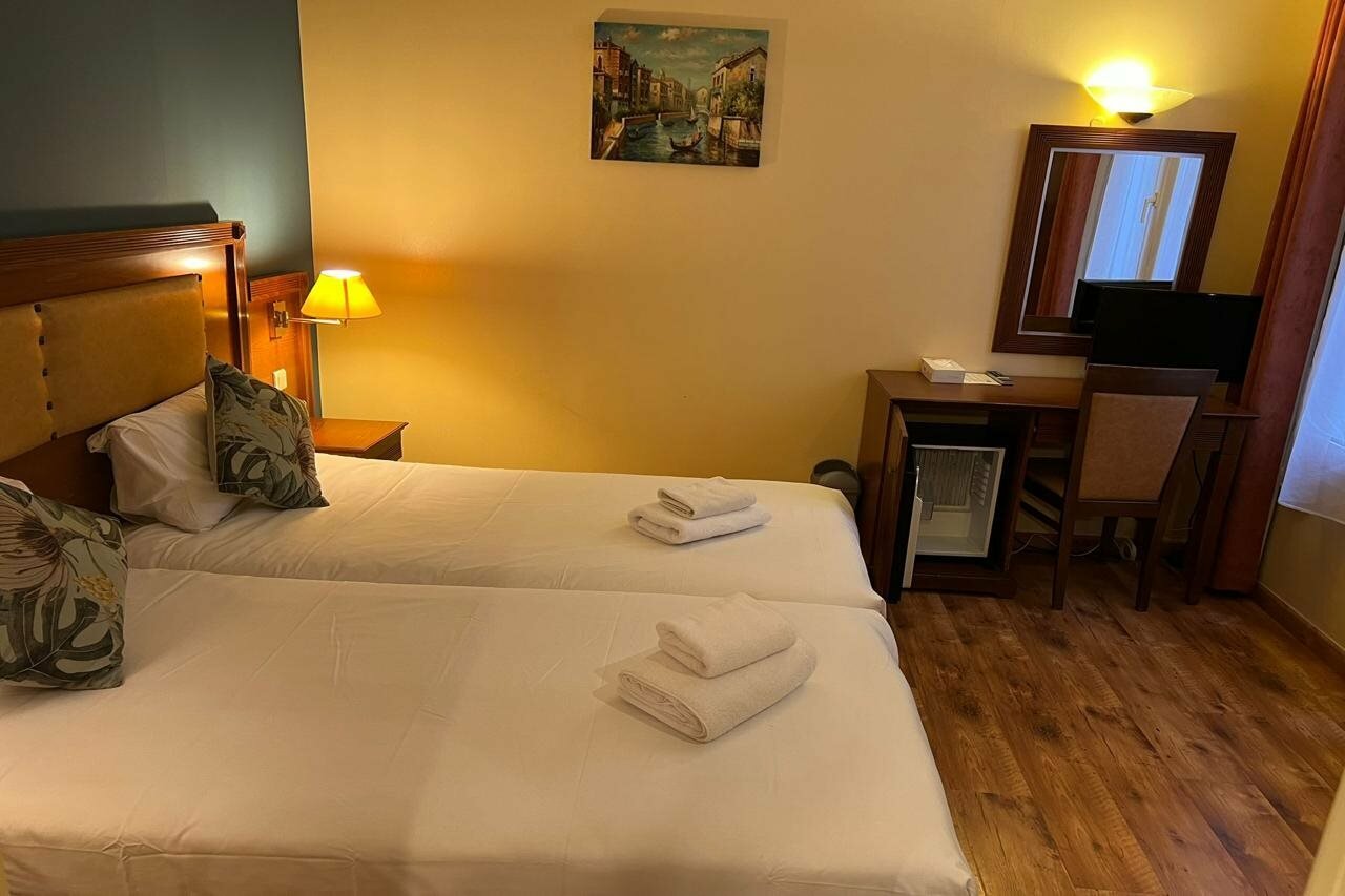 Фото 121 Paris Hotel