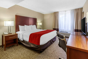 Гостиница Comfort Suites Tallahassee Downtown