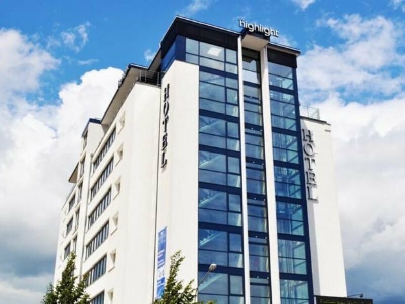 Фото Hotel Vier Jahreszeiten Lübeck