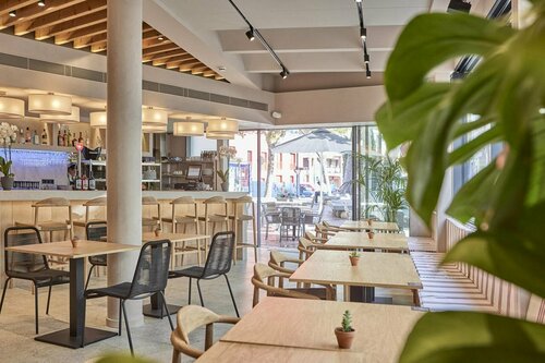 Гостиница Joe's Gomila Hotel на Балеарских островах