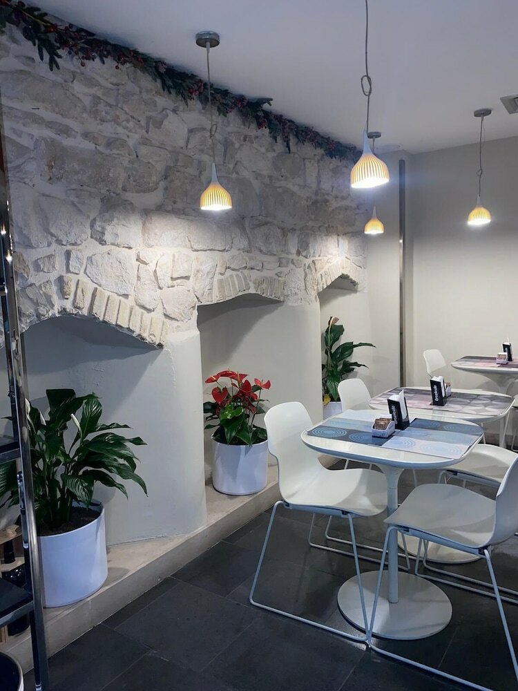 Фото Hotel El Homs Palace