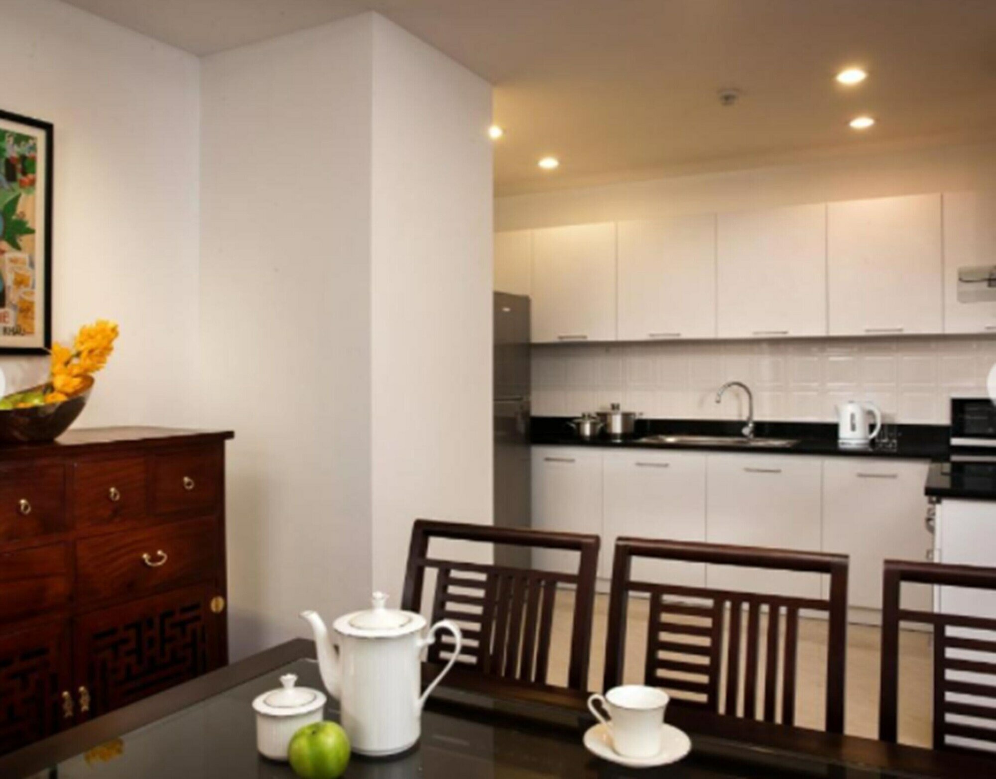 Фото Elegant Suites Westlake