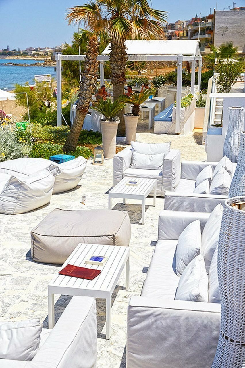 Фото Petradi Beach Lounge Hotel