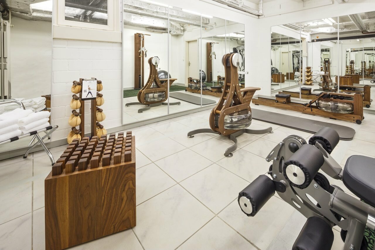 Фото Swiss Night by Fassbind