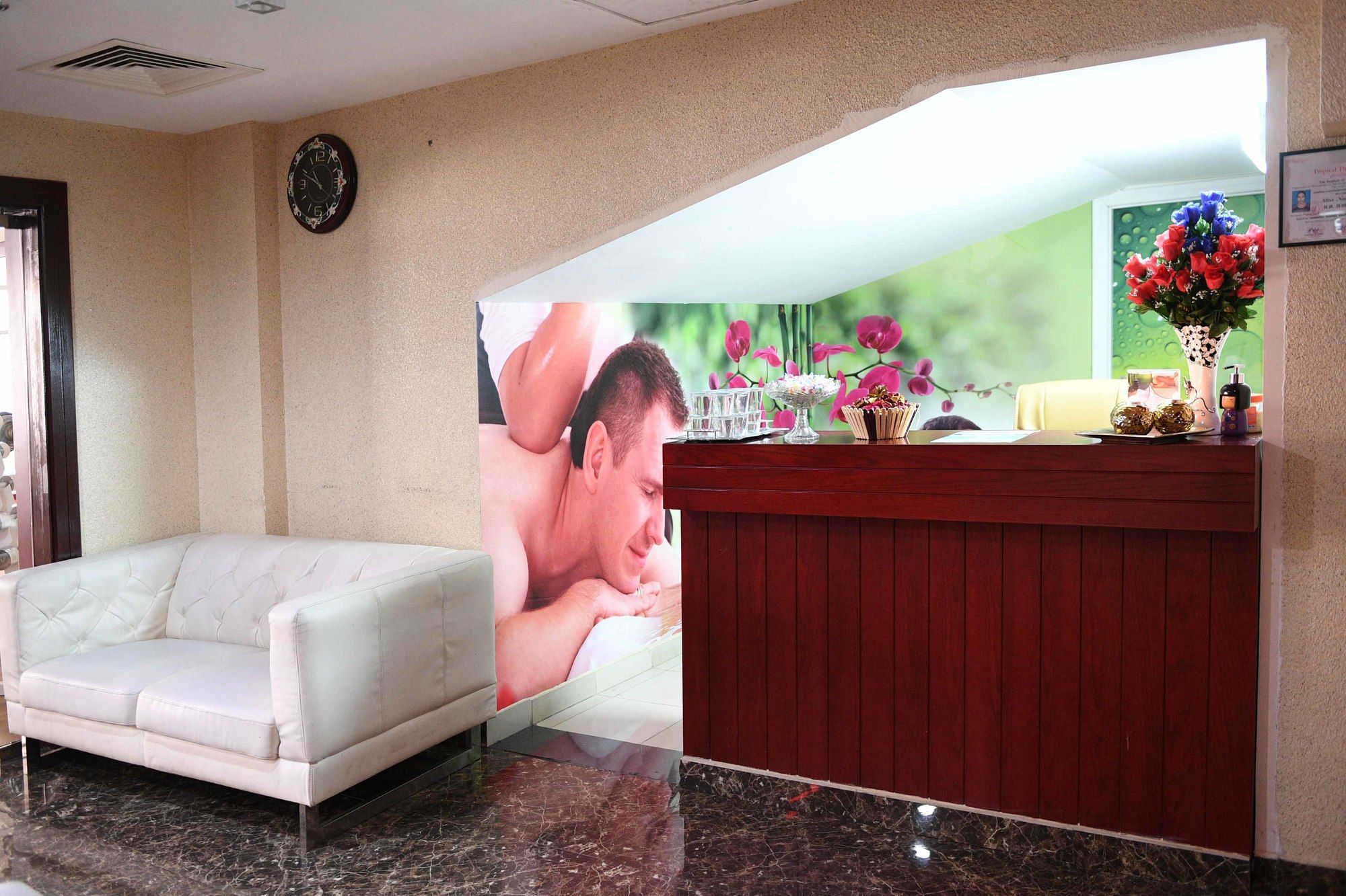 Фото Juffair Gate Hotel