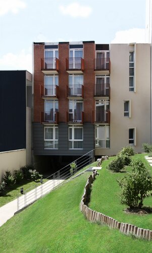 Гостиница Sejours & Affaires Paris Ivry в Шарантоне-ле-Поне