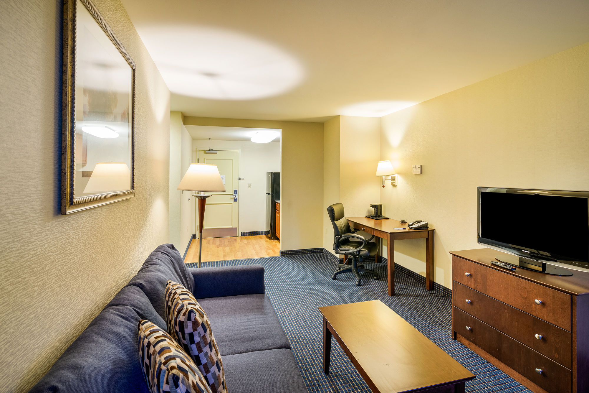 Фото MainStay Suites Dover