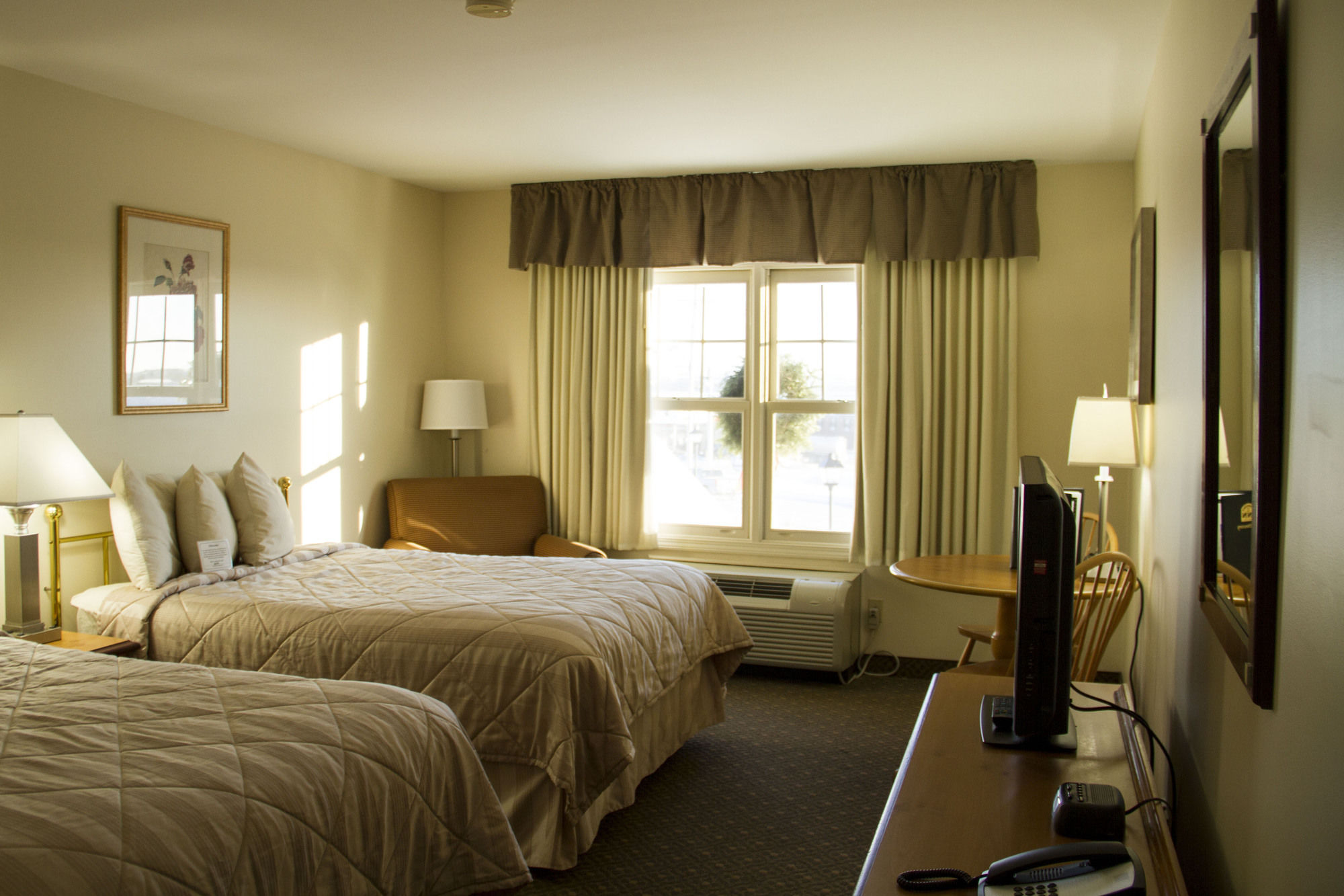 Фото Country Inn at The Mall