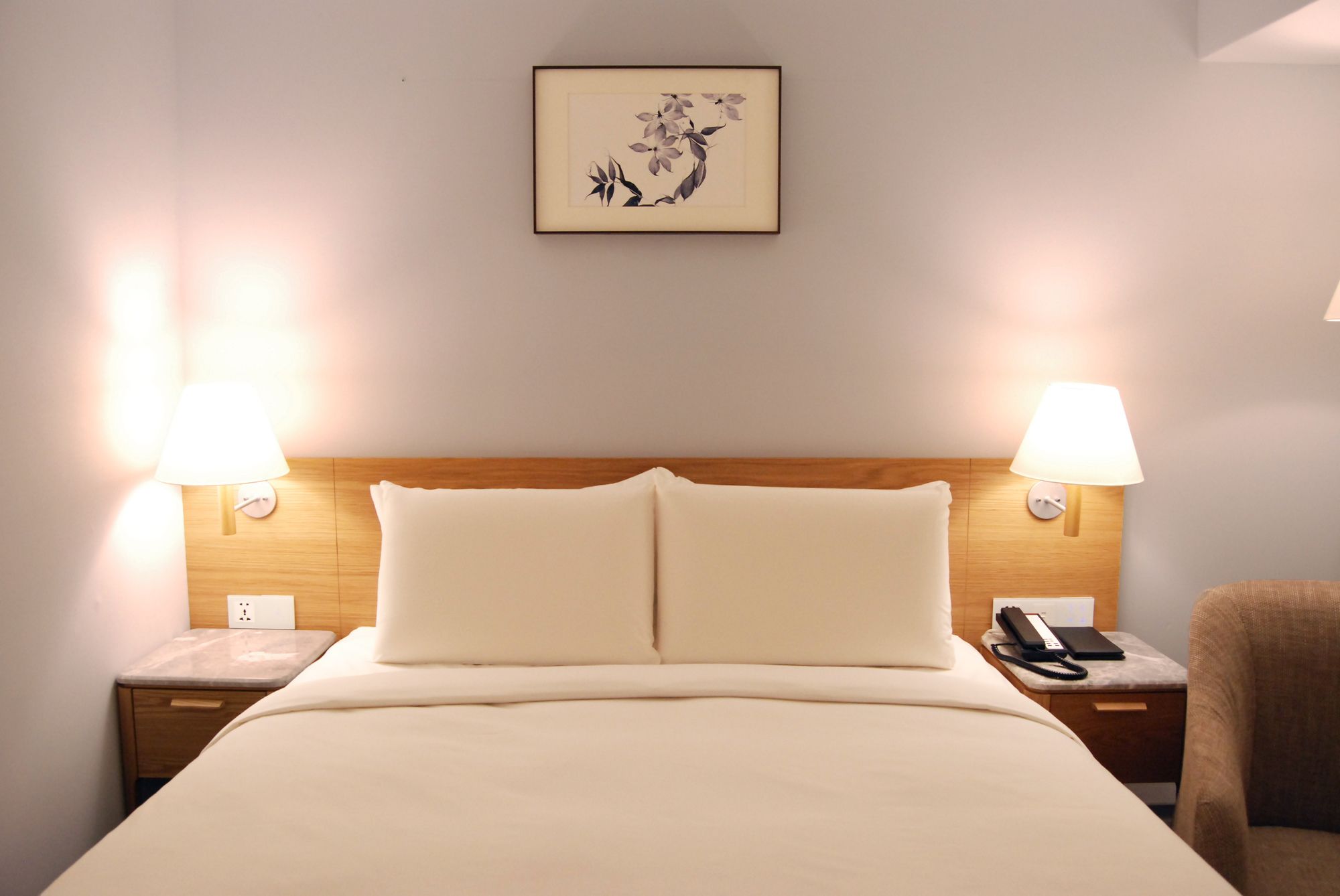 Фото The Carlton