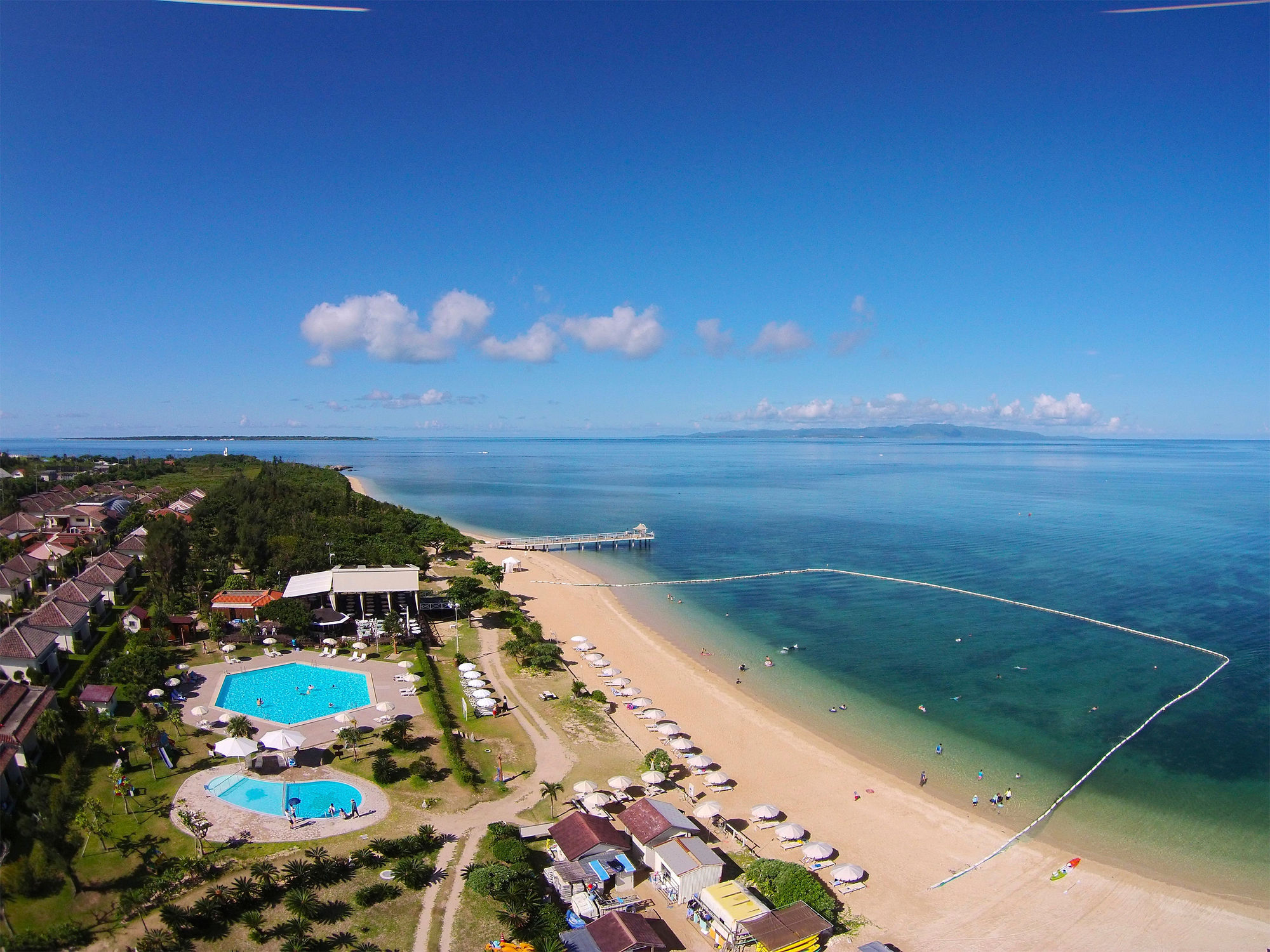 Фото Fusaki Beach Resort Hotel & Villas