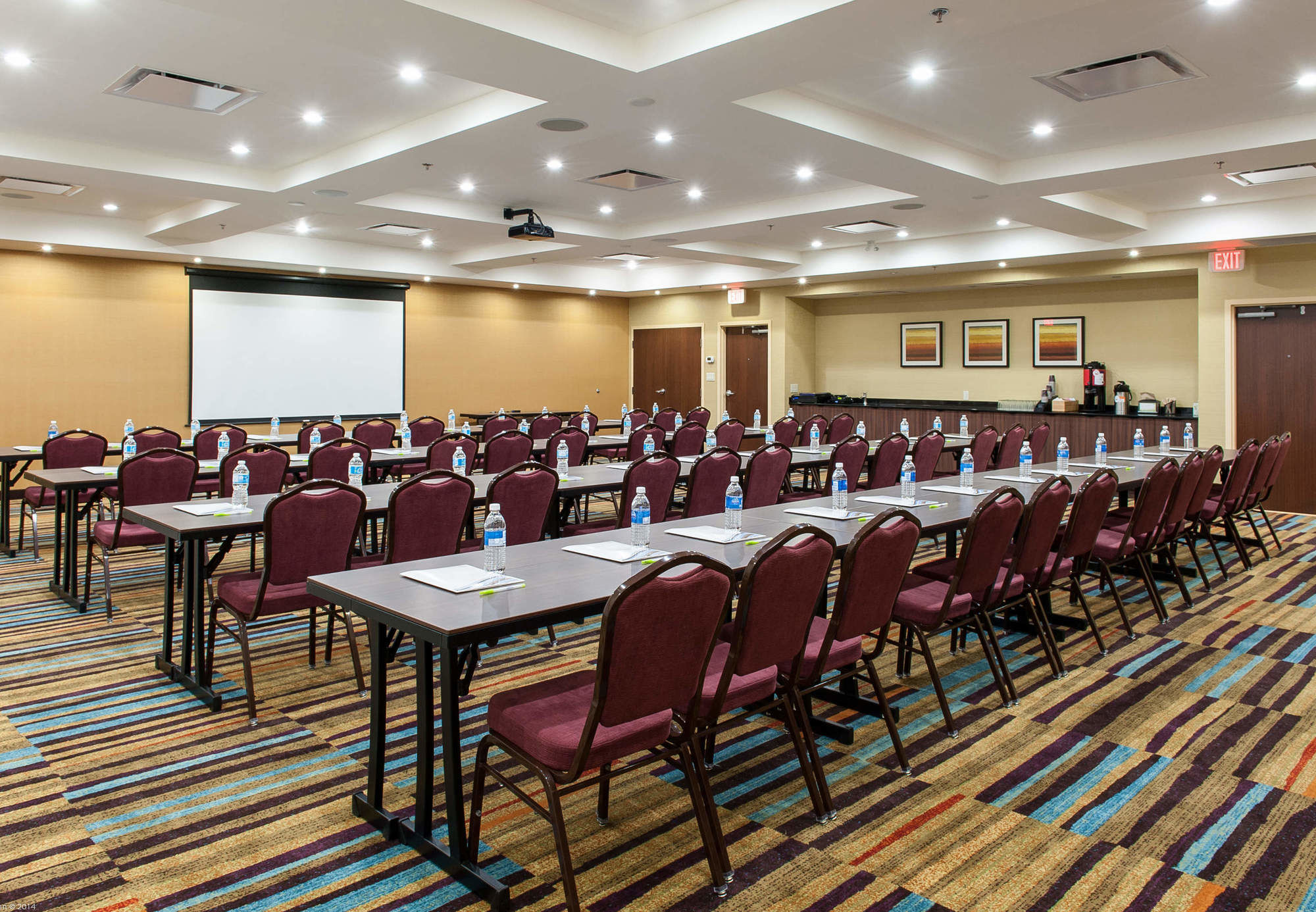 Фото Fairfield Inn & Suites by Marriott Vernon