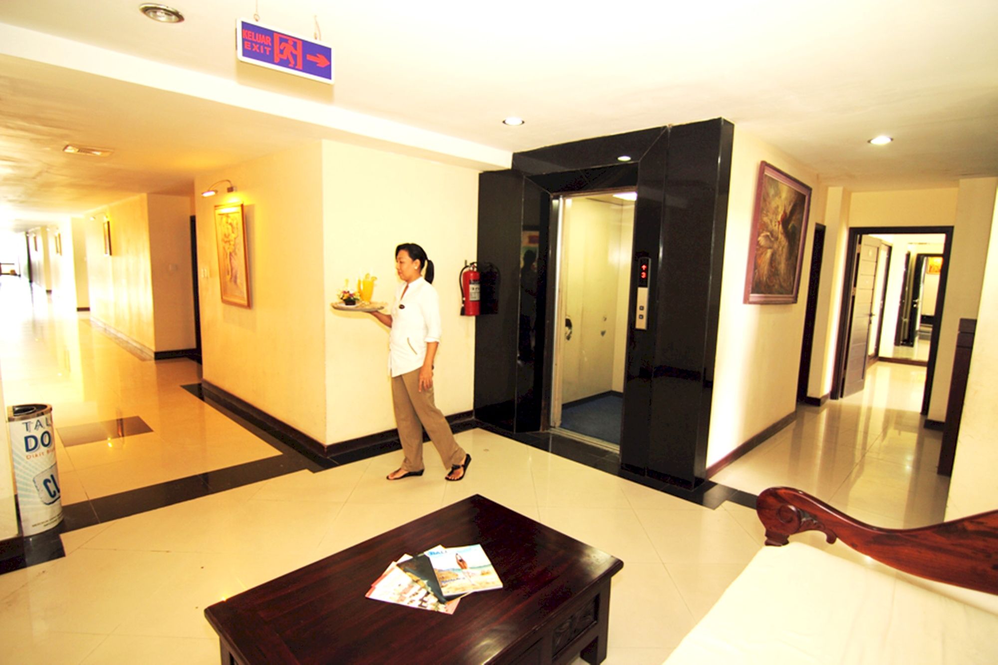 Фото Nirmala Hotel and Convention Centre