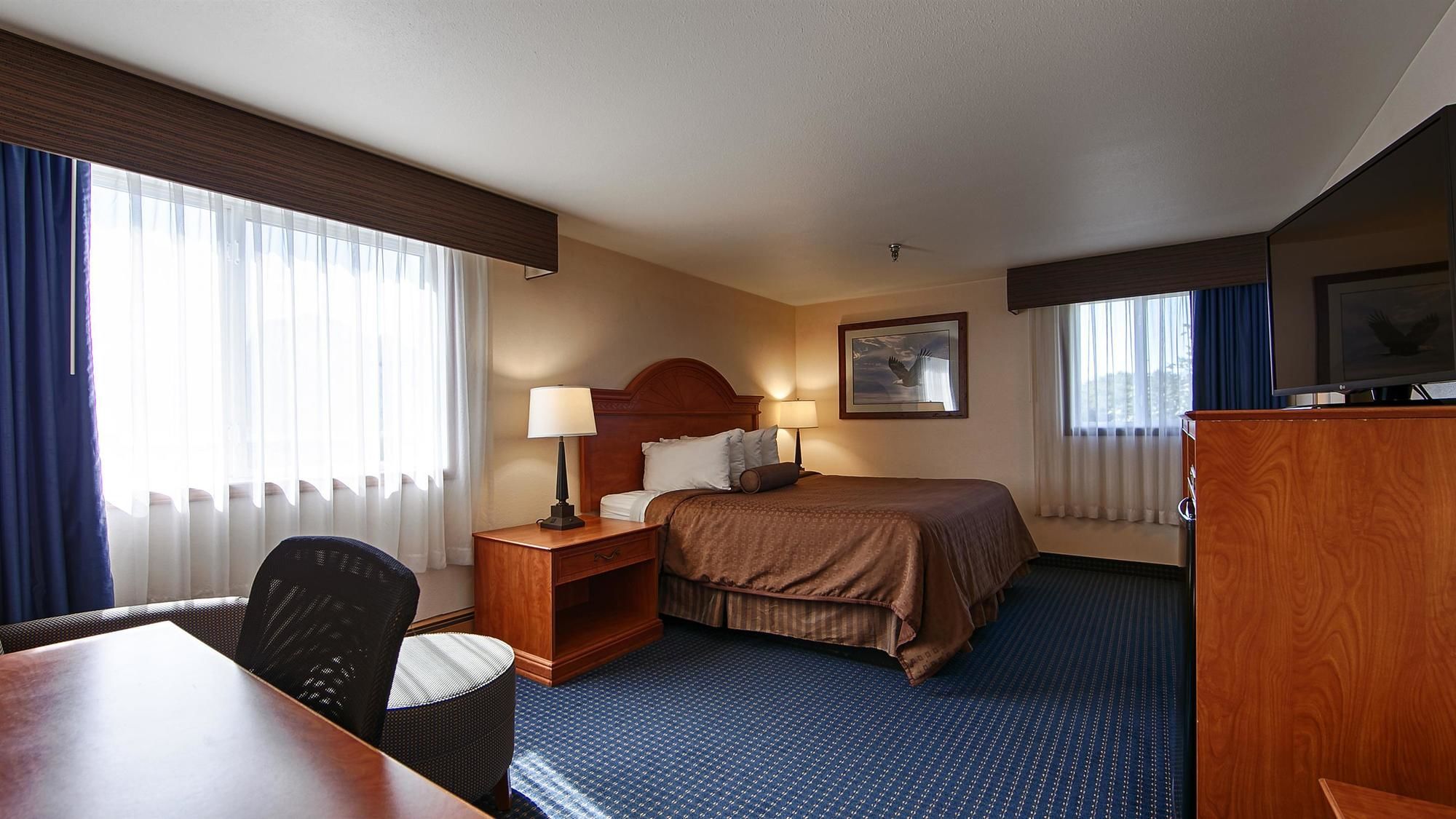 Фото Best Western Valdez Harbor Inn