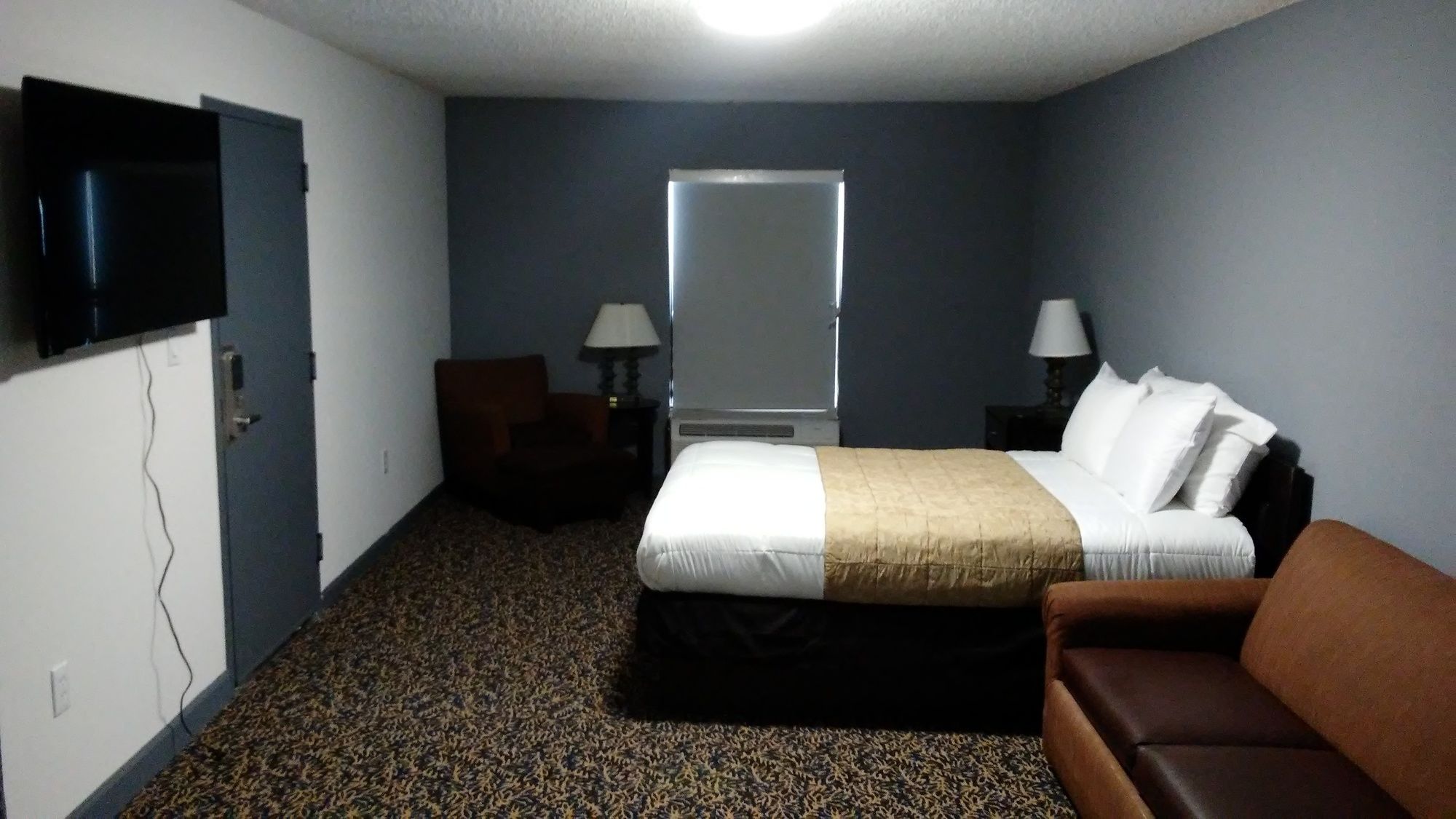 Фото Ramada by Wyndham New Orleans