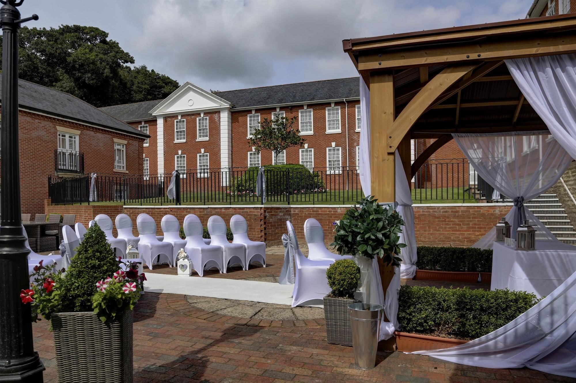 Фото Best Western Plus Birmingham Nec Meriden Manor Hotel