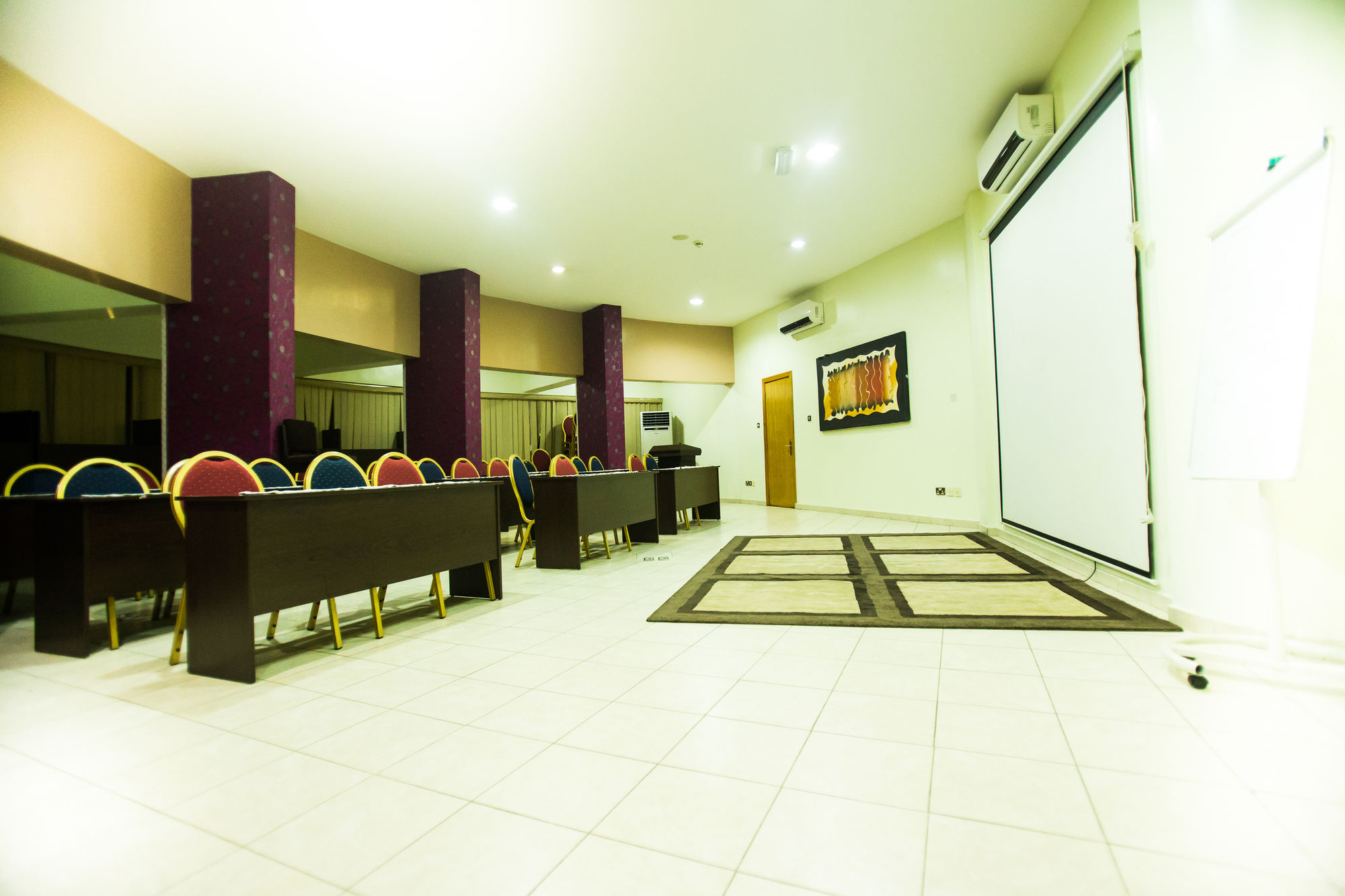 Фото Hotel Bon Voyage