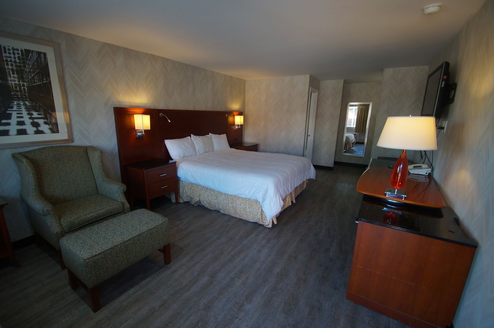 Фото Civic Center Inn Santa Ana