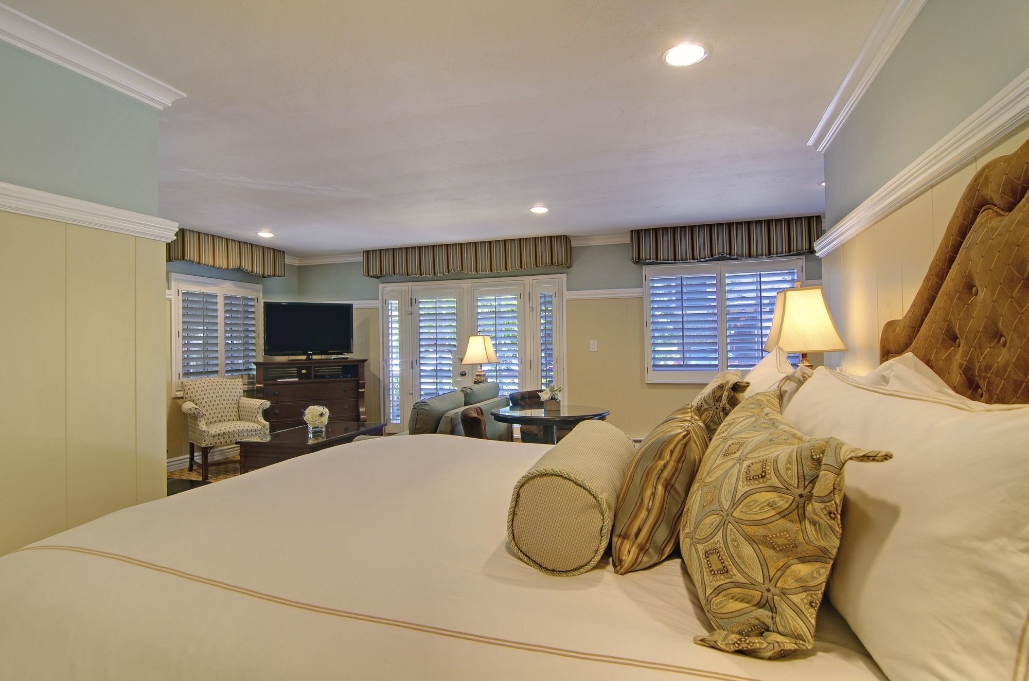 Фото Wayside Inn