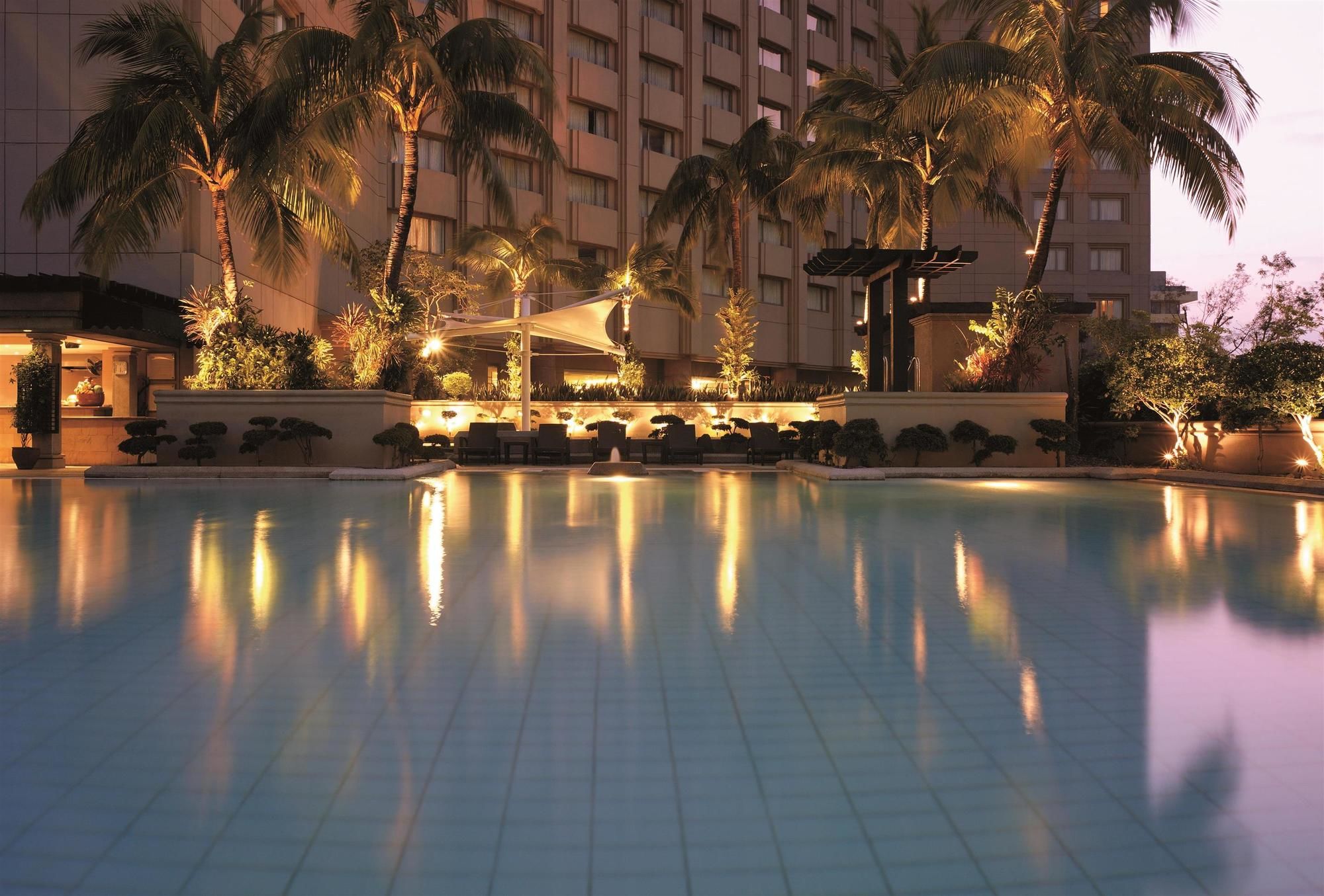 Фото Makati Shangri-La Manila
