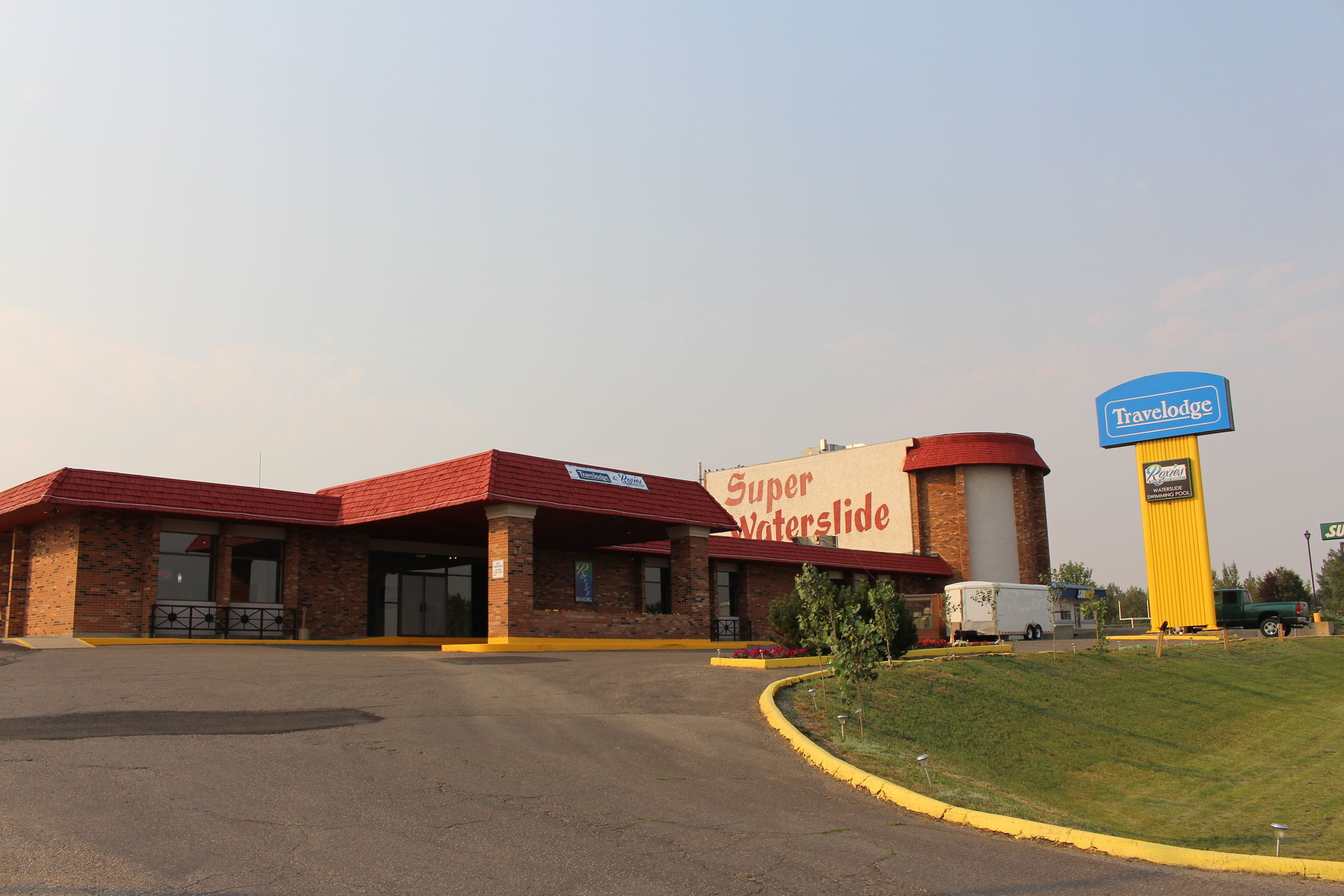 Фото Travelodge by Wyndham Swift Current