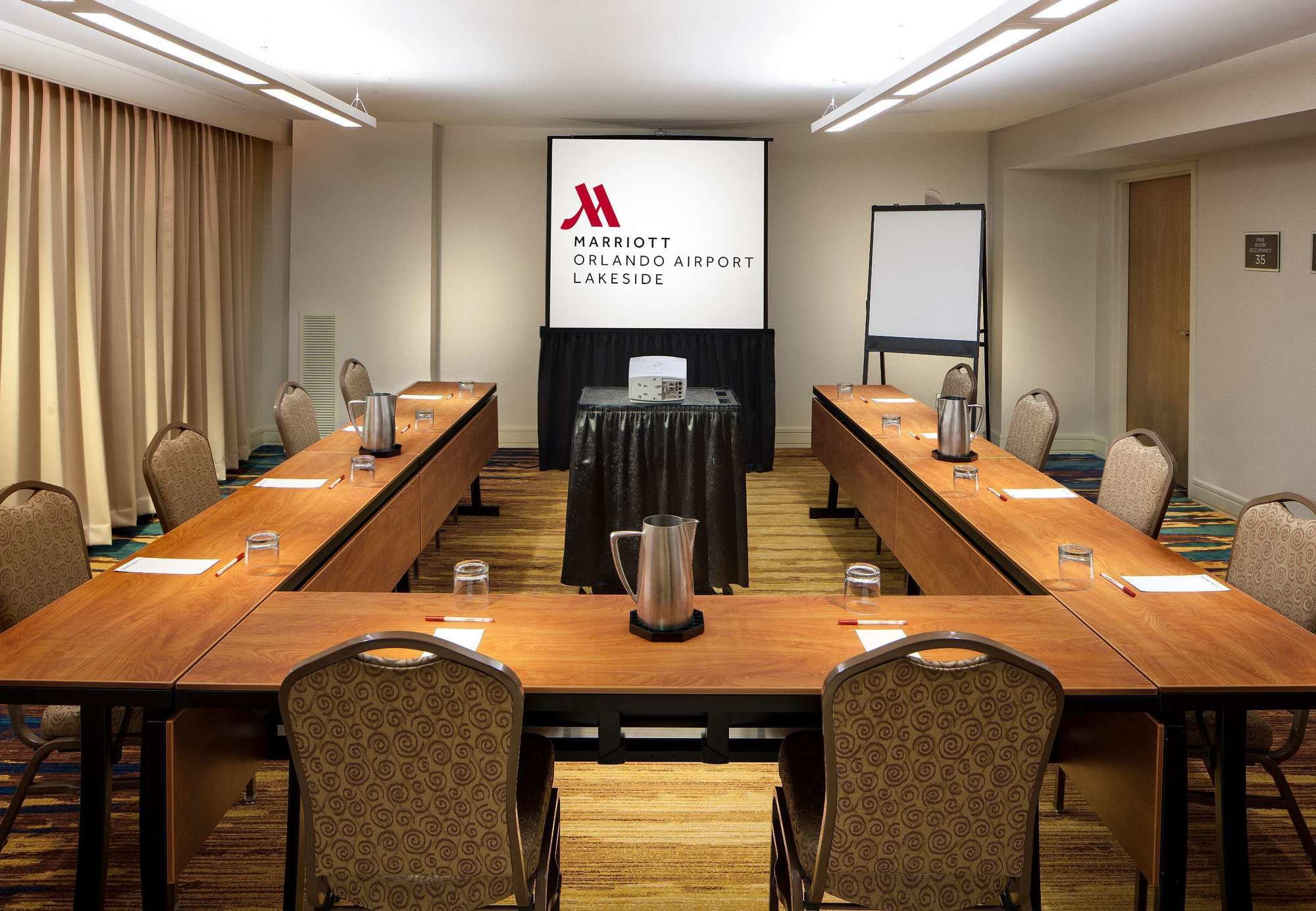 Фото Marriott Orlando Airport Lakeside