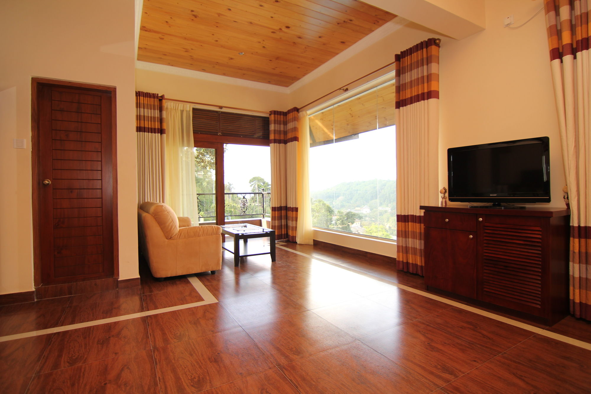 Фото Serene Kandy