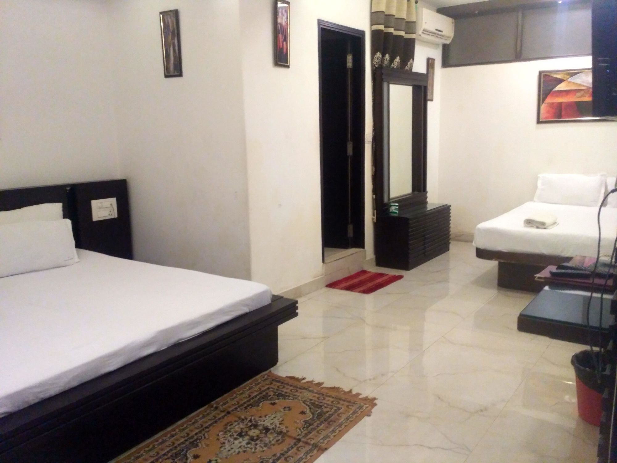 Фото Hotel Tashkent Palace